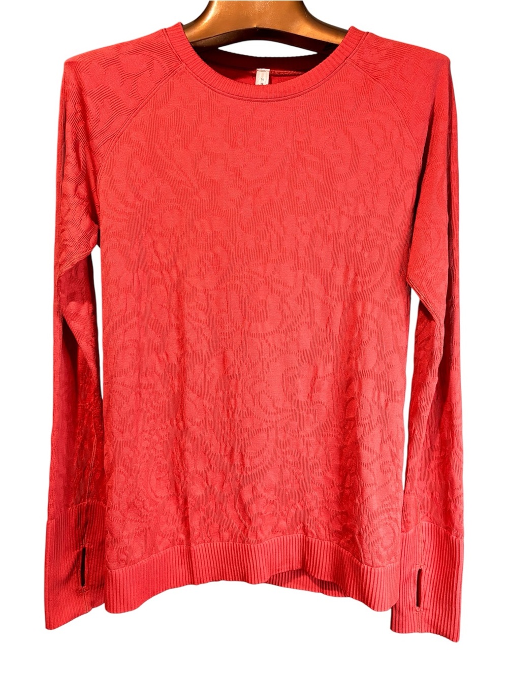 Lululemon Athletica Coral Red
Rest Less Pullover Long Sleeve
Aries / Aries